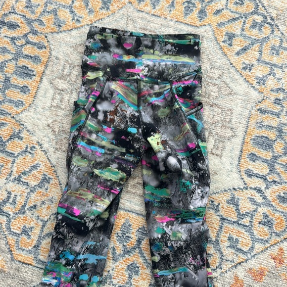 Sz 0 lululemon 7/8 leggings - Picture 5 of 5